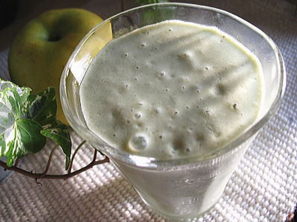りんごとアボカドのスムージーで体調管理 りんごの栄養効果と種類 ジェイ メディックス ブログ